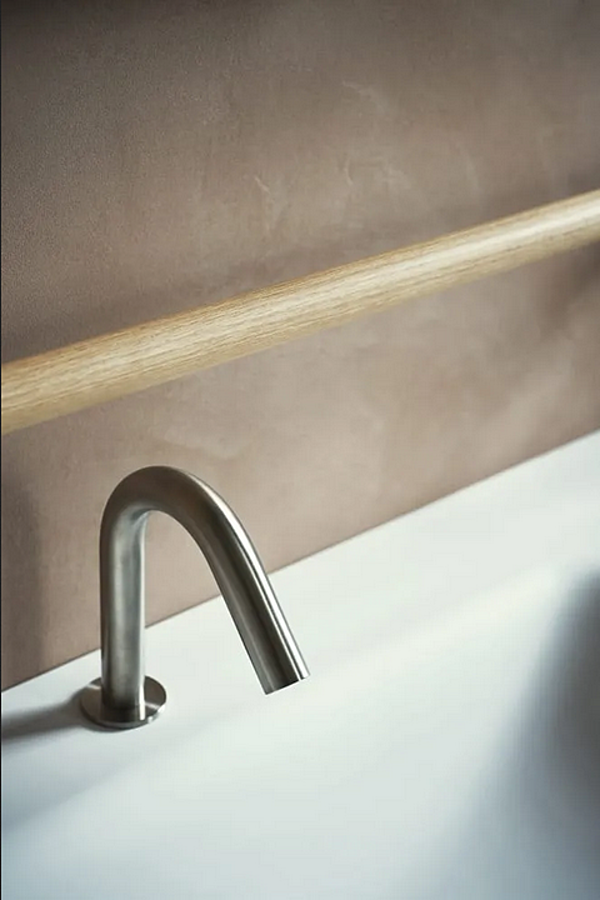 Stainless Steel Square Washbasin Mixer 2 Hole AGAPE factory Agape from Italy. Foto №5