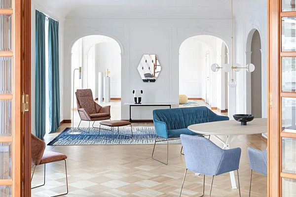 High Back Fabric Armchair New York Saba factory SABA from Italy. Foto №5