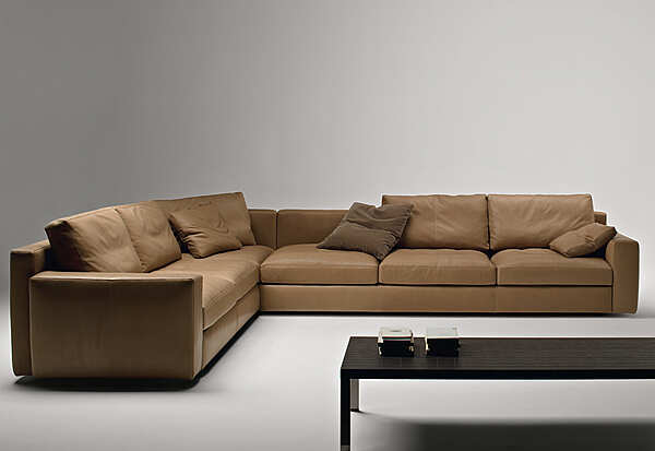 Couch POLTRONA FRAU Massimosistema  factory POLTRONA FRAU from Italy. Foto №7