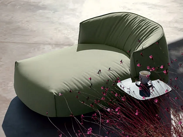 Upholstered Sunbrella Daybed Brioni Outdoor Kristalia factory Kristalia from Italy. Foto №2