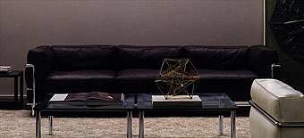 Couch CASSINA LC3