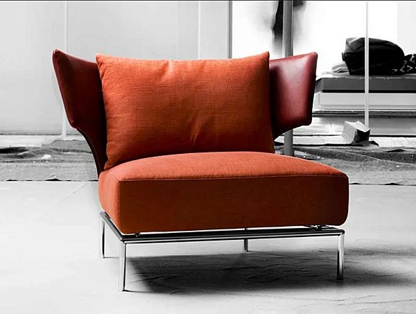 Upholstered armchair with soft back ERBA ITALIA Abbraccio factory ERBA ITALIA from Italy. Foto №2