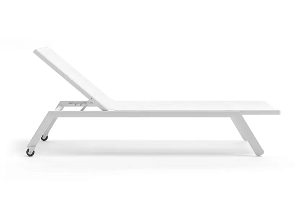 Stackable aluminium sun lounger with castors Atmosphera Maxim MX.LT. factory ATMOSPHERA from Italy. Foto №8