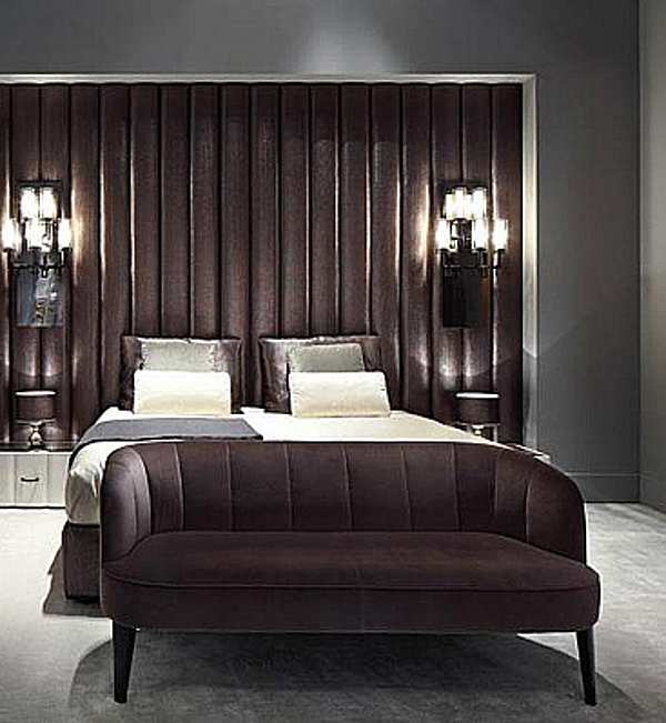 Couch SAINT BABILA by RIVOLTA MONFORTE factory SAINT BABILA by RIVOLTA from Italy. Foto №1
