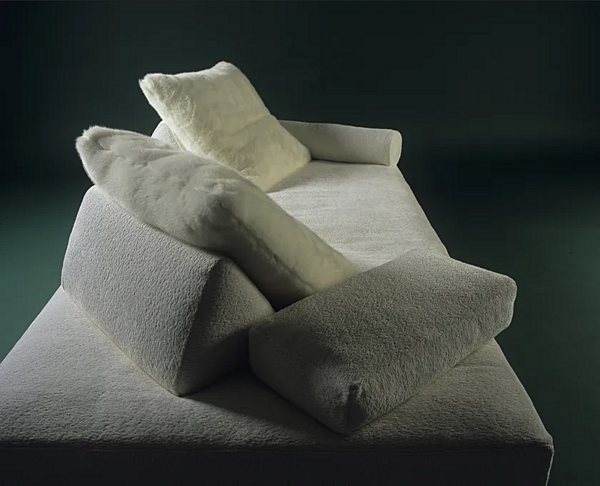 Two-seater fabric sofa with soft back Edra Sherazade factory EDRA from Italy. Foto №3