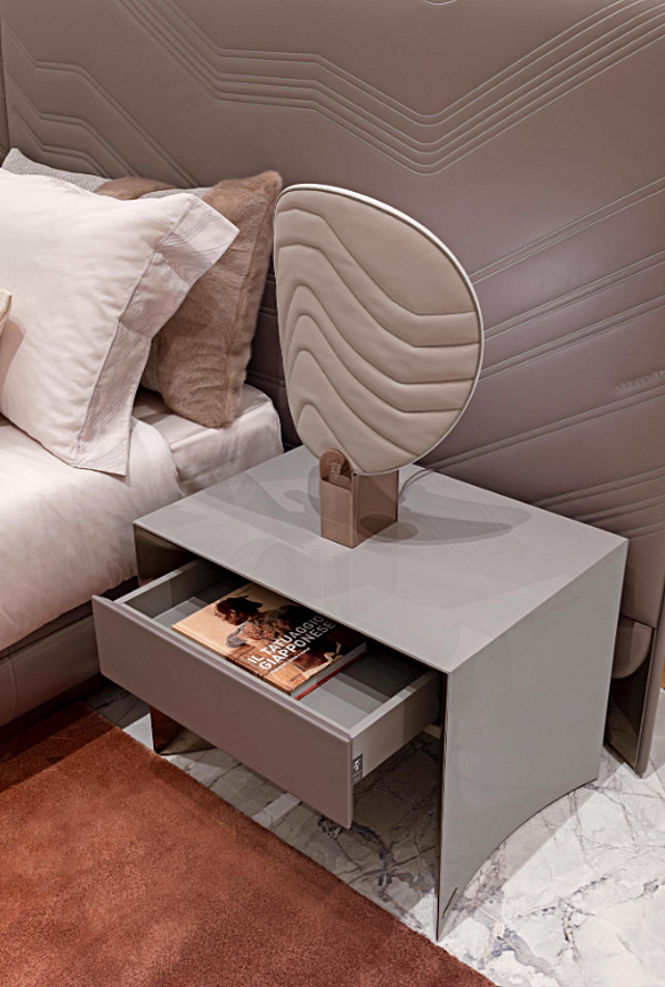 Bedside table VISIONNAIRE (IPE CAVALLI) CA' FOSCARI factory VISIONNAIRE (IPE CAVALLI) from Italy. Foto №6