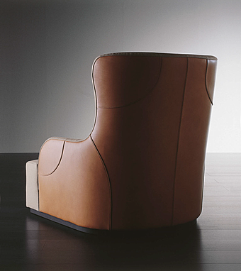 Armchair LIU