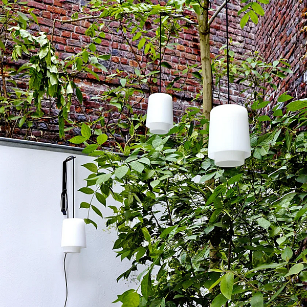 Polyethylene outdoor pendant lamp Ariane Out LIGNE ROSET 10072280 factory LIGNE ROSET from Italy. Foto №4