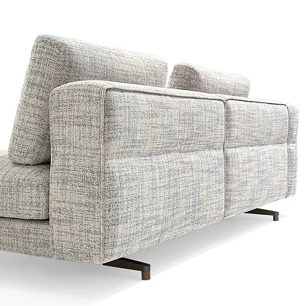 Two-seater sofa fabric or leather GIORGETTI Soho factory GIORGETTI from Italy. Foto №2