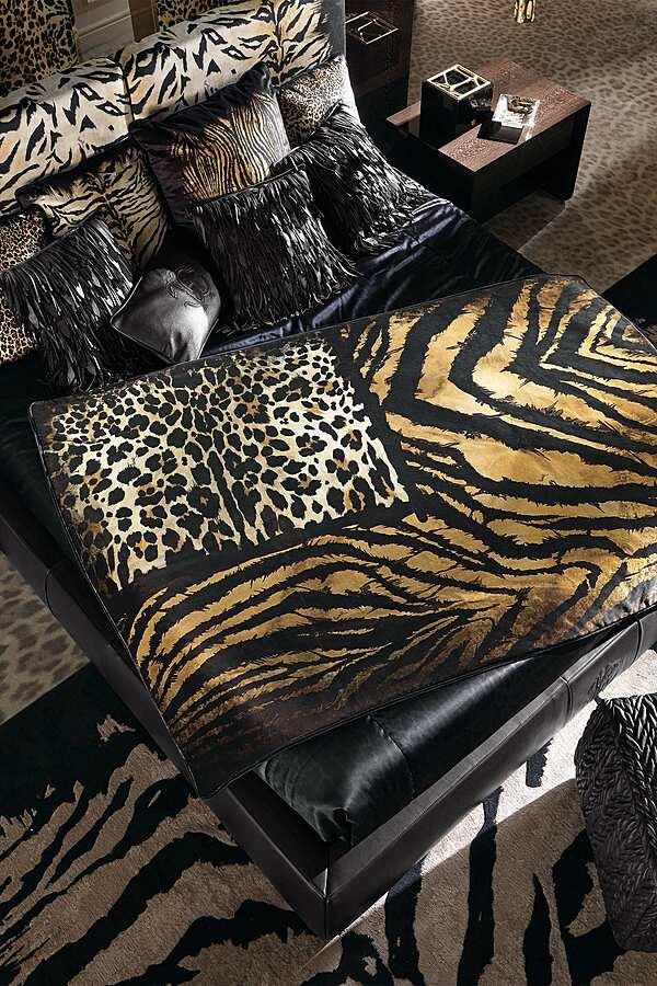 Bed ROBERTO CAVALLI MORNE factory ROBERTO CAVALLI from Italy. Foto №7