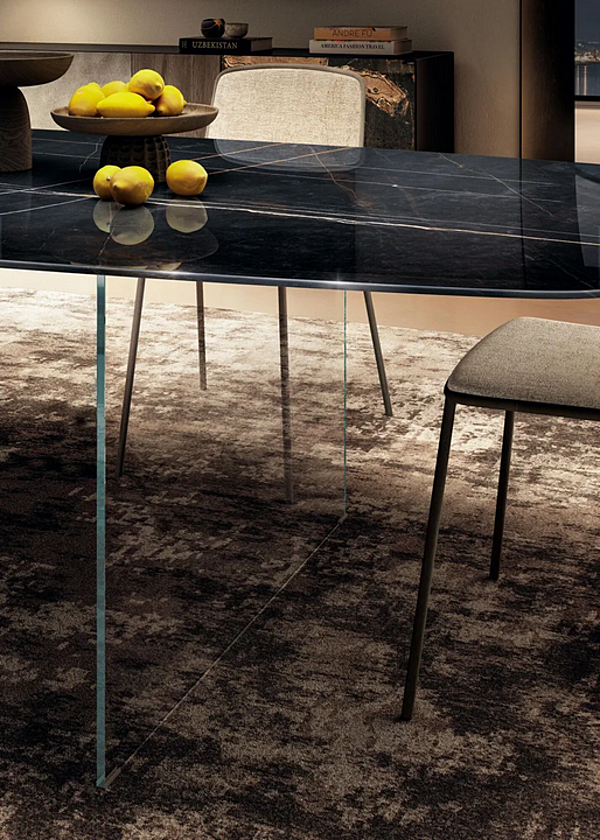 Barrel Shaped Table with Glass Base and Marble Effect XGlass Top LAGO Air Slim 2195X 2195X factory LAGO from Italy. Foto №3