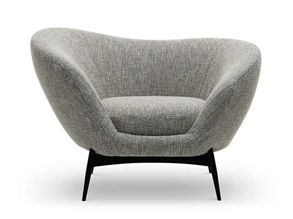 Fabric armchair with armrests Saba Oltremare factory SABA from Italy. Foto №1