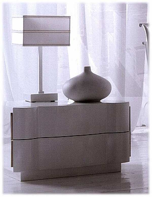 Bedside table CORTE ZARI Art. 494 factory CORTE ZARI from Italy. Foto №1