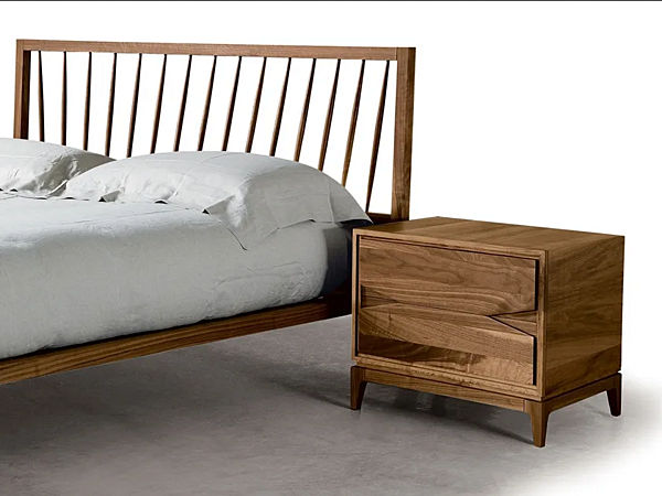 Rectangular walnut bedside table with drawers DALE M 131 factory DALE from Italy. Foto №4