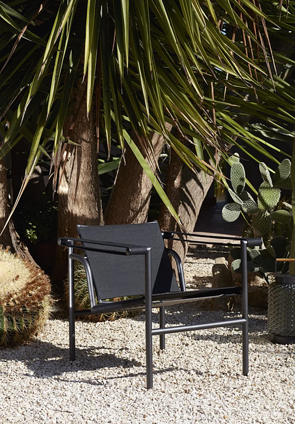 Garden armchair with fabric upholstery and armrests CASSINA Outdoor 001 factory CASSINA from Italy. Foto №8