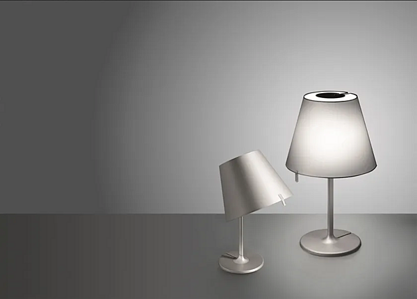 Adjustable Silk Bedside Lamp Melampo Artemide 0315020A, 0315010A factory Artemide from Italy. Foto №6