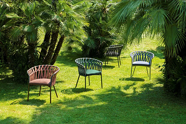 Aluminium garden chair with armrests VARASCHIN Emma Cross 24810/24811, 24810L/24811L factory VARASCHIN from Italy. Foto №6