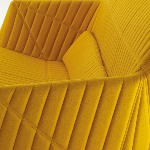 Three-seater fabric sofa Facett LIGNE ROSET 14060405 factory LIGNE ROSET from Italy. Foto №6