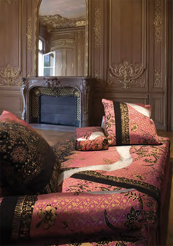 Two-seater fabric sofa with soft back Edra Sherazade factory EDRA from Italy. Foto №11