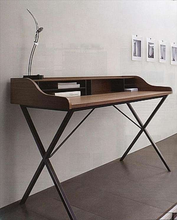 Desk LIGNE ROSET 005HCZ10 factory LIGNE ROSET from Italy. Foto №1