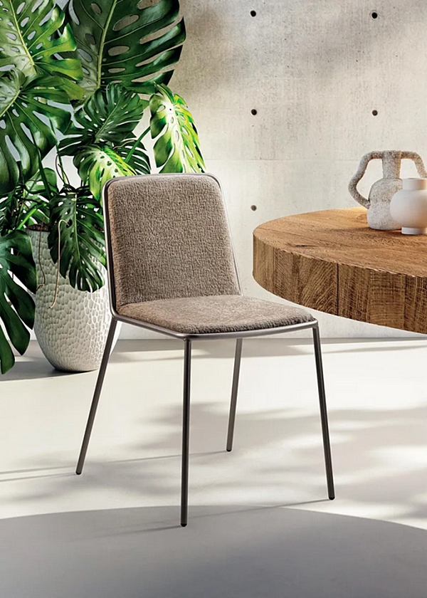 Upholstered fabric chair Pletra LAGO factory LAGO from Italy. Foto №6