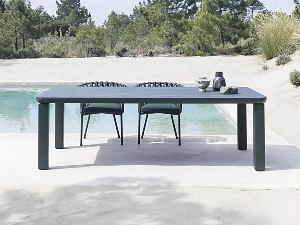 Aluminium garden table with ceramic or HPL top VARASCHIN Customade factory VARASCHIN from Italy. Foto №1