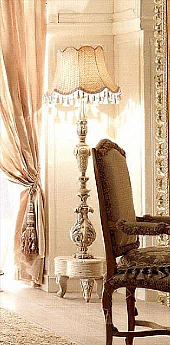 Floor lamp VIP601