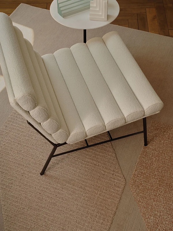 Fabric armchair with soft back Pan Flute Saba factory SABA from Italy. Foto №6