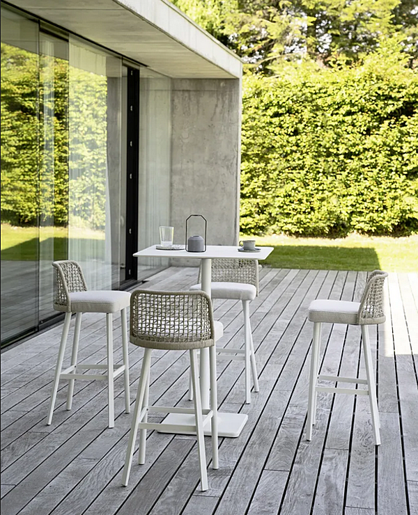 Garden stool with footrest in high powder-coated aluminum VARASCHIN EMMA 23650, 23651 factory VARASCHIN from Italy. Foto №3