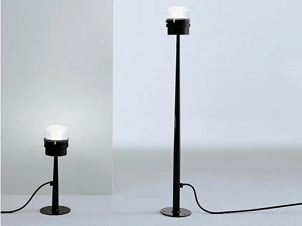 Aluminium Bollard Light Fresnel Oluce 1148 factory Oluce from Italy. Foto №1