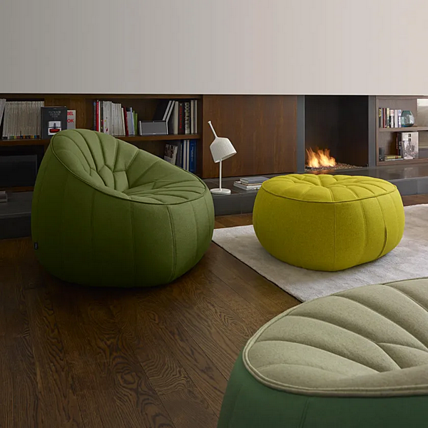 Upholstered Fabric Pouf Ottoman LIGNE ROSET 18220305 factory LIGNE ROSET from Italy. Foto №4