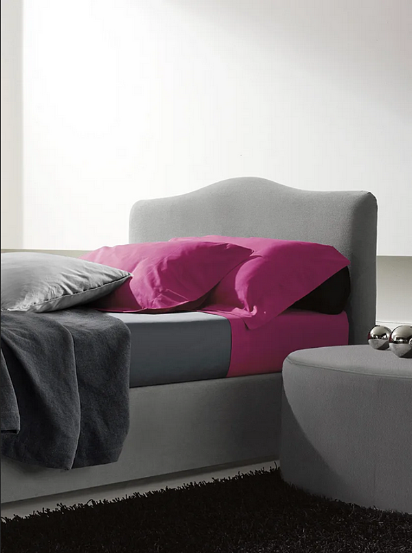 Full size upholstered bed with soft back Duomo Design Fiaba factory Duomo Design from Italy. Foto №2