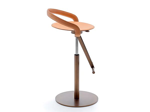 Swivel tanned leather stool with gas lift FASEM Cayman Bar factory FASEM from Italy. Foto №4