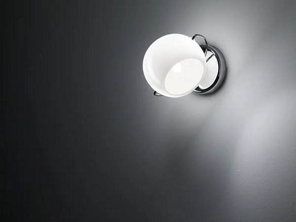 Adjustable Blown Glass Spotlight Beluga White Fabbian factory Fabbian from Italy. Foto №2