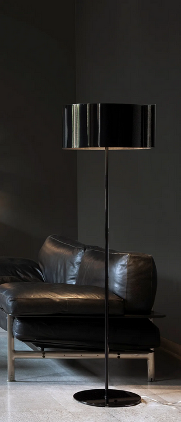 Metal Floor Lamp with Switch Oluce 306 factory Oluce from Italy. Foto №5