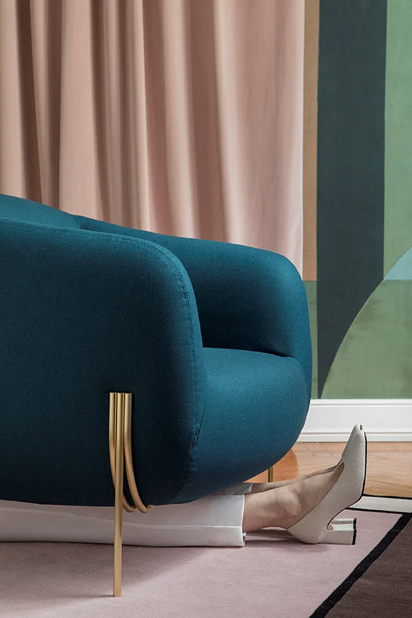 Fabric armchair with removable cover and armrests Saba Geo factory SABA from Italy. Foto №7