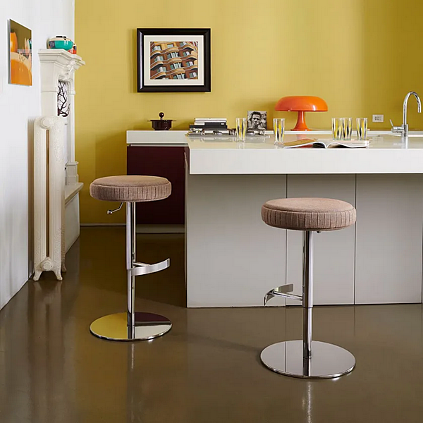 Swivel fabric stool with gas lift Potocco Plisse 929 S 929/S-GAS factory POTOCCO from Italy. Foto №2