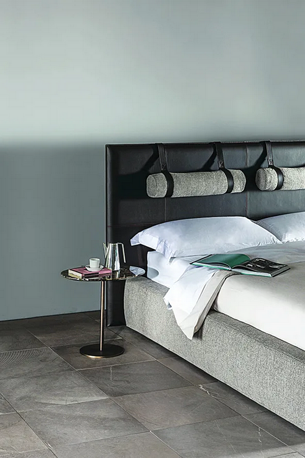 Storage bed with upholstered back in fabric or leather VIBIEFFE 5800 Tube factory VIBIEFFE from Italy. Foto №4