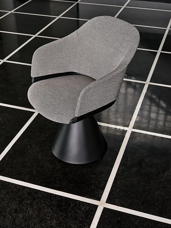 Upholstered Swivel Leather Easy Chair with Armrests Potocco LYZ 918 PGC 918/PGC factory POTOCCO from Italy. Foto №4