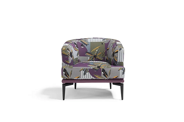 Fabric armchair with armrests Egoitaliano Bonnie factory Egoitaliano from Italy. Foto №3