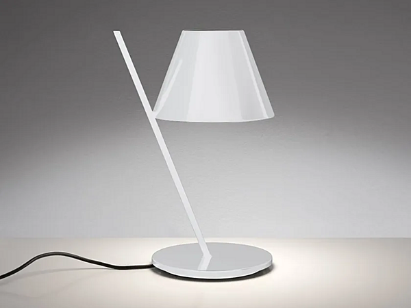 LED Table Lamp Polycarbonate La Petite Artemide 1751020A, 1751030A factory Artemide from Italy. Foto №1