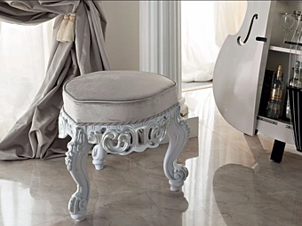 Upholstered fabric pouf classic style Modenese Luxury Interiors 13528 Upholstered fabric pouf classic style Modenese Luxury Interiors 13528 factory MODENESE GASTONE from Italy