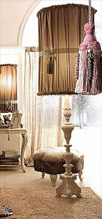 Floor lamp VIP606