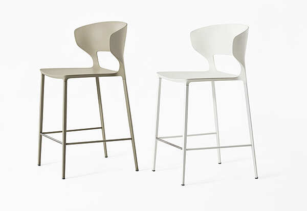 Bar stool DESALTO Koki - barstool 70 factory DESALTO from Italy. Foto №3