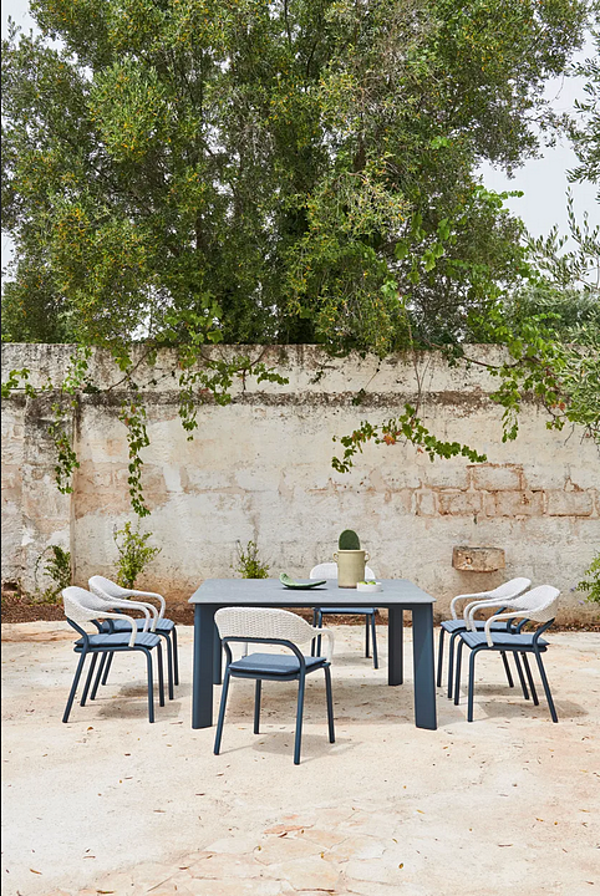 Square Garden Table Plinto Low Aluminium and Wood VARASCHIN 24680L, 24682 factory VARASCHIN from Italy. Foto №3