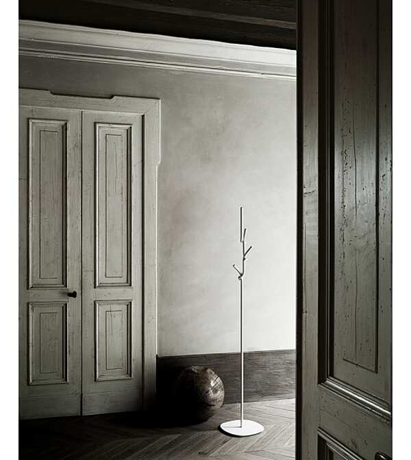 Hanger DESALTO Softer Than Steel - coat stand 686 factory DESALTO from Italy. Foto №3