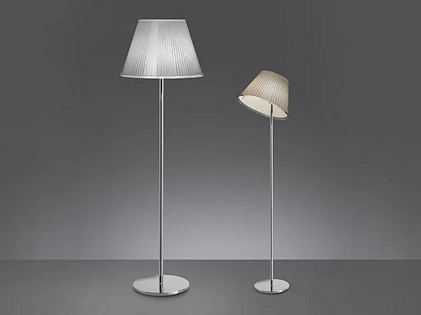 Adjustable Floor Lamp in Metal Artemide Choose factory Artemide from Italy. Foto №4