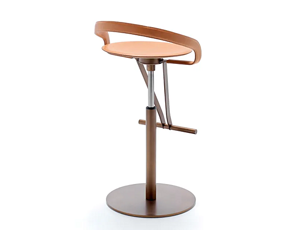 Swivel tanned leather stool with gas lift FASEM Cayman Bar factory FASEM from Italy. Foto №5