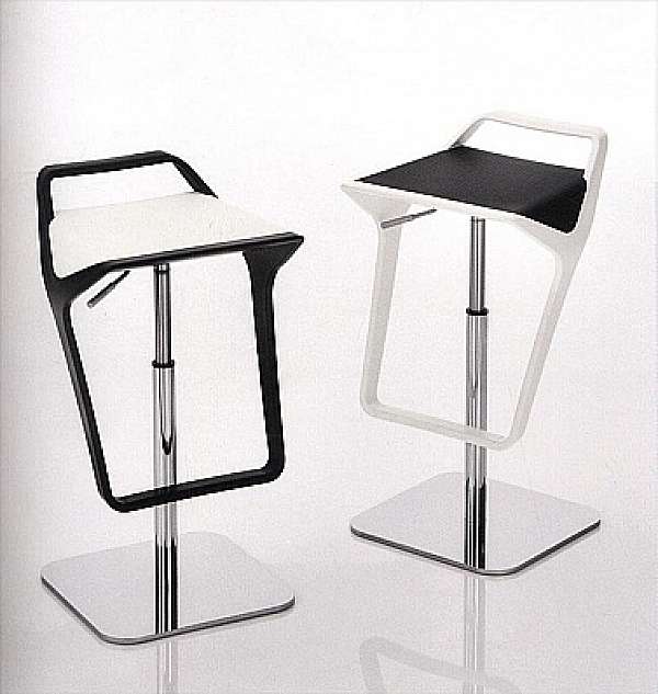 Bar stool EUROSEDIA DESIGN 061 factory EUROSEDIA DESIGN from Italy. Foto №1
