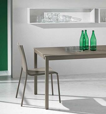 Chair 04.22